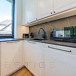 Prestige - Vertica - Orlowo Gdynia