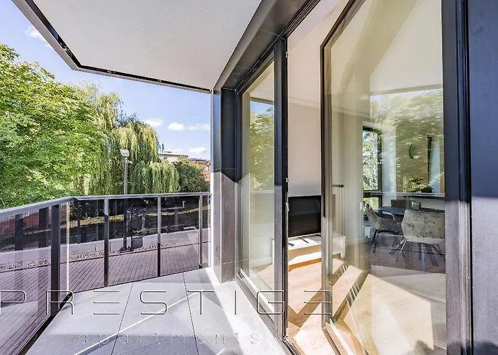 Prestige - Vertica - Orlowo アパート